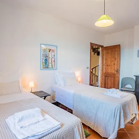 Monforte Panoramic Lighthouse Appartement Monforte dʼAlba