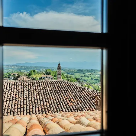 Monforte Panoramic Lighthouse Appartement Monforte dʼAlba