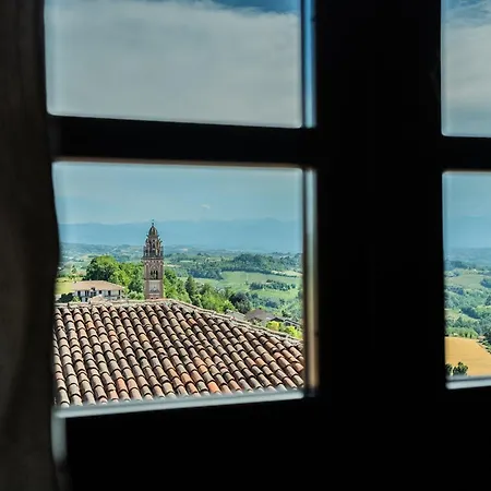 Monforte Panoramic Lighthouse * Monforte dʼAlba